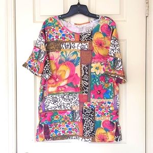 Vintage The Limited Cotton Blended Long and Loose Fit Short Sleeve Colorful Tee.